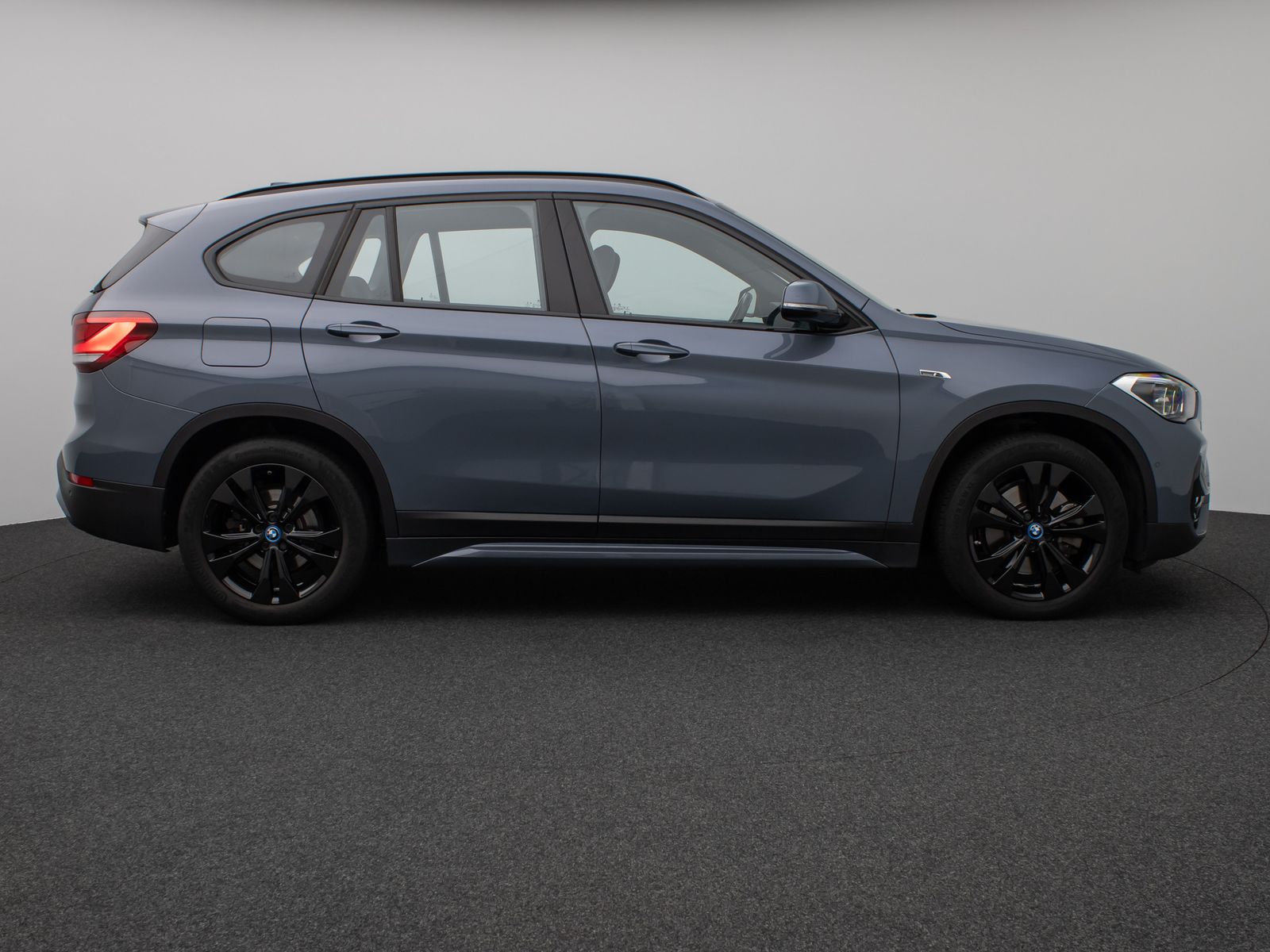Fahrzeugabbildung BMW X1 xD25e Sport Line Kamera HUD DAB Komfort Navi+