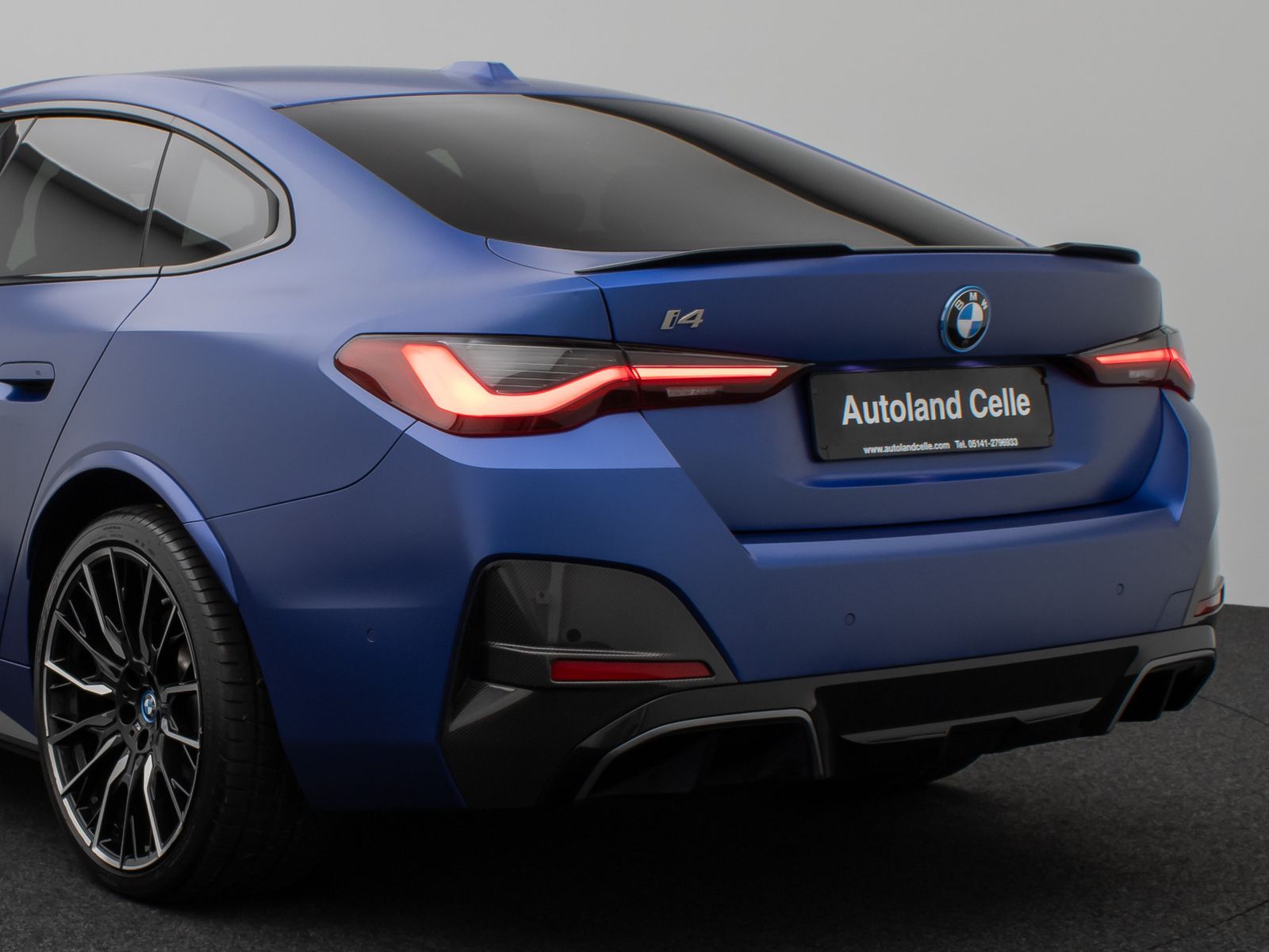 Fahrzeugabbildung BMW i4 M50 Gran Coupé Glasdach Laser 360°HUD DAB H/K