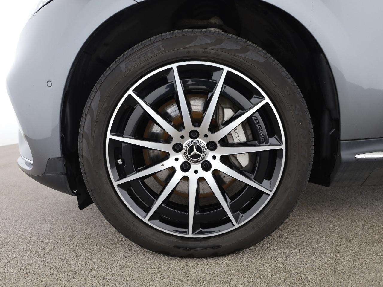 Mercedes-Benz EQC 400 4M AMG Distronic 20'' MBUX