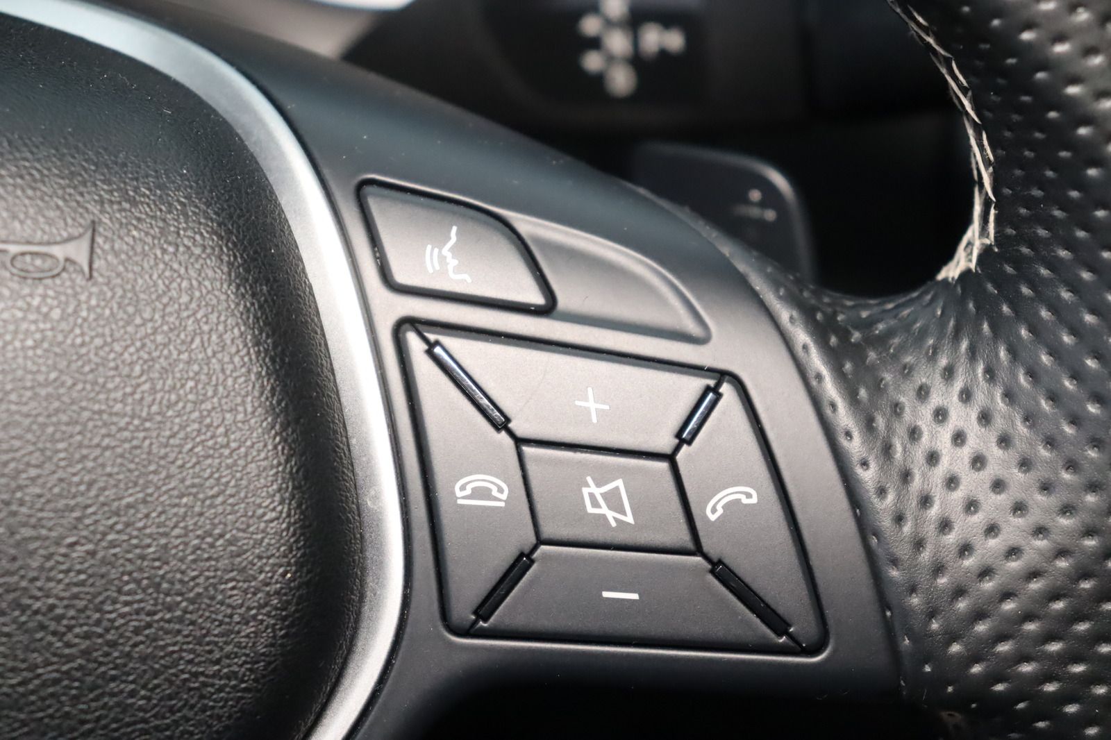 Fahrzeugabbildung Mercedes-Benz A 200 CDI * Bi-Xenon * Navi * Teilleder