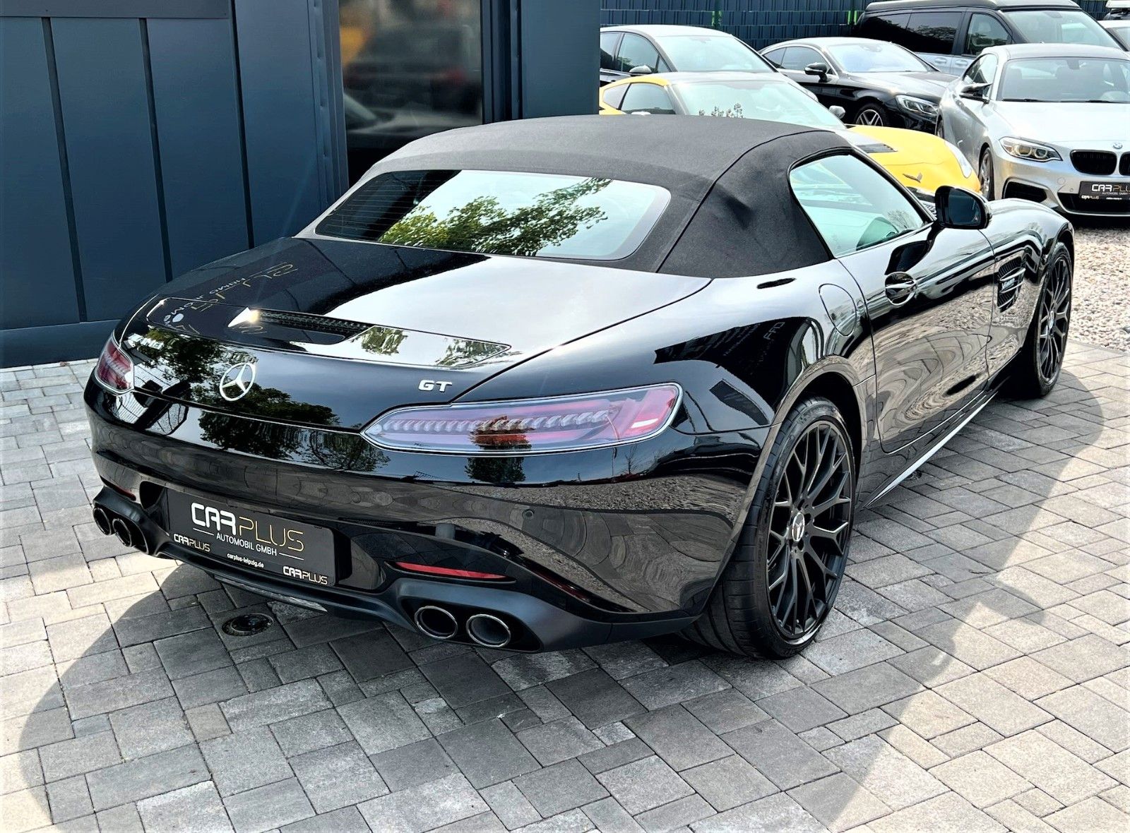 Fahrzeugabbildung Mercedes-Benz AMG GT Roadster Night Edition PERFORMANCE Carbon