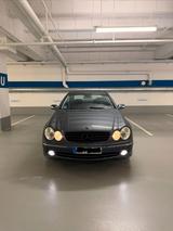 Mercedes-Benz Mercedes CLK 320 Coupé Avantgarde - Mercedes-Benz CLK 320 in Stuttgart
