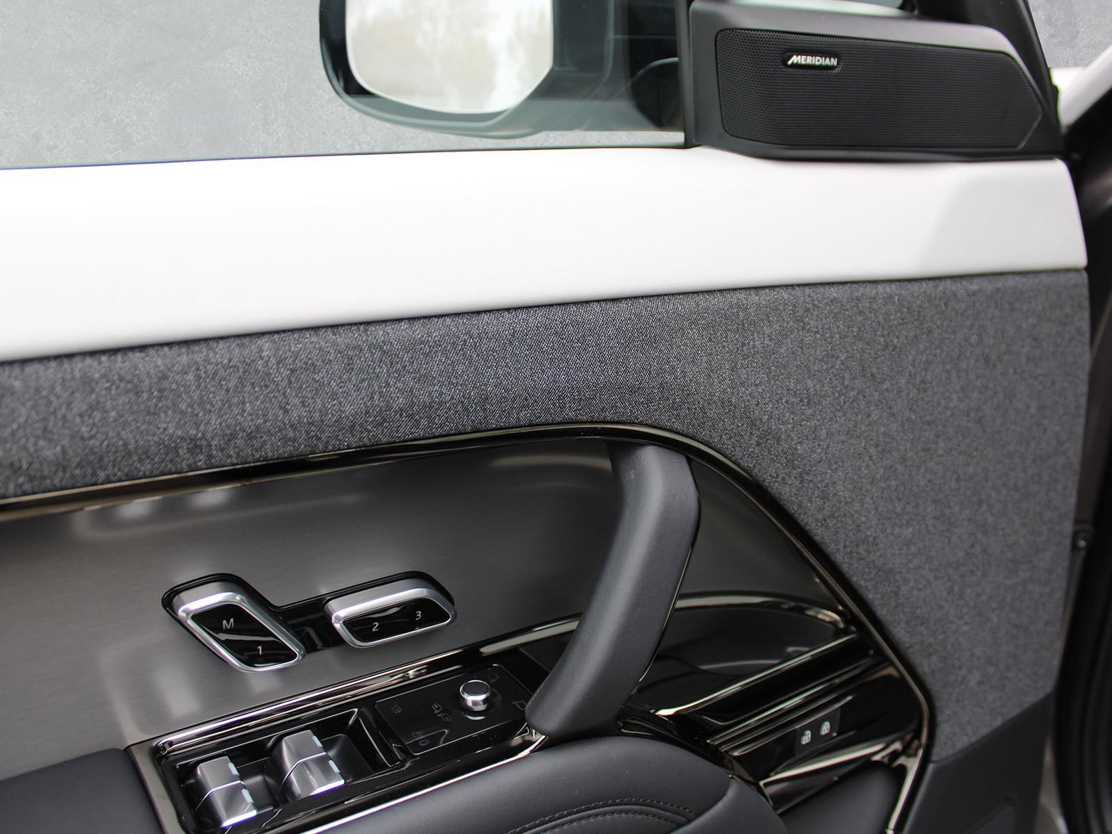 Fahrzeugabbildung Land Rover Range Rover Sport D300 Dynamic HSE