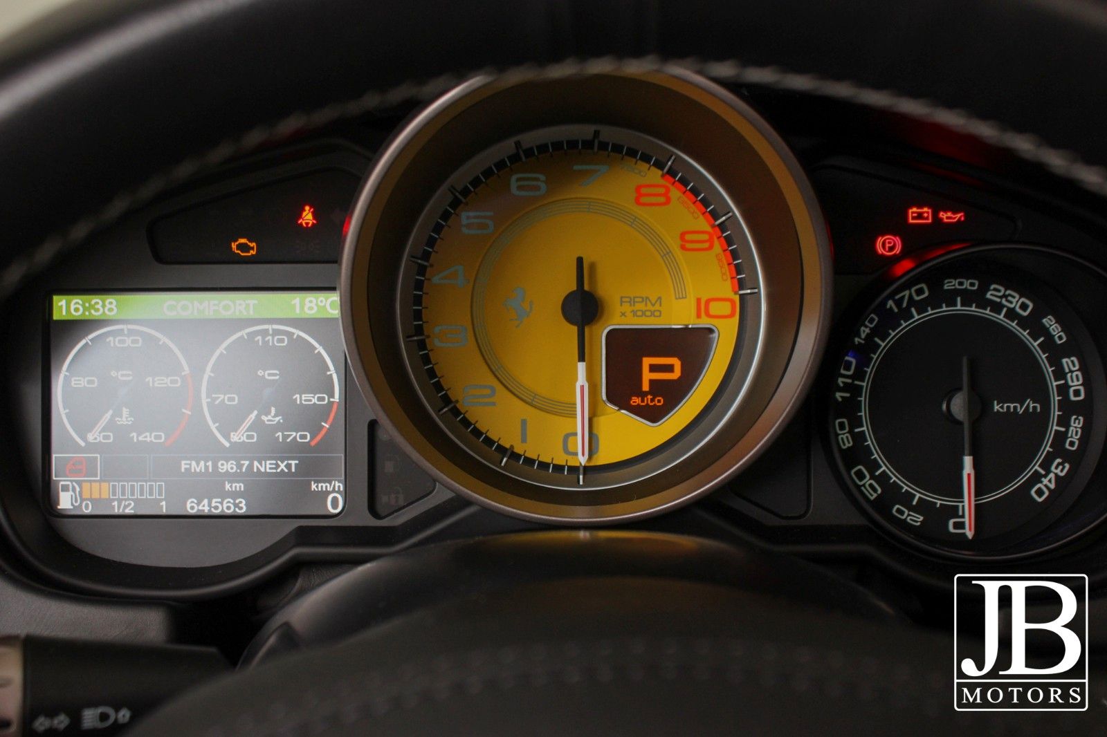 Fahrzeugabbildung Ferrari California 4.3 V8 Edition 30 Deutsches Fahrzeug