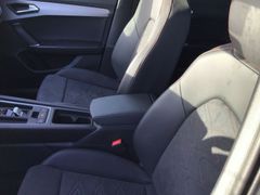 Fahrzeugabbildung Seat Leon FR 1.5 eTSI+PANO+NAVI+LED+KESSY+KAMERA+SHZ+