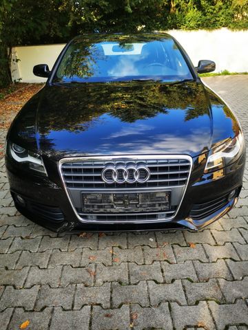 Audi A4 2.0 TDI  Limousine S line 