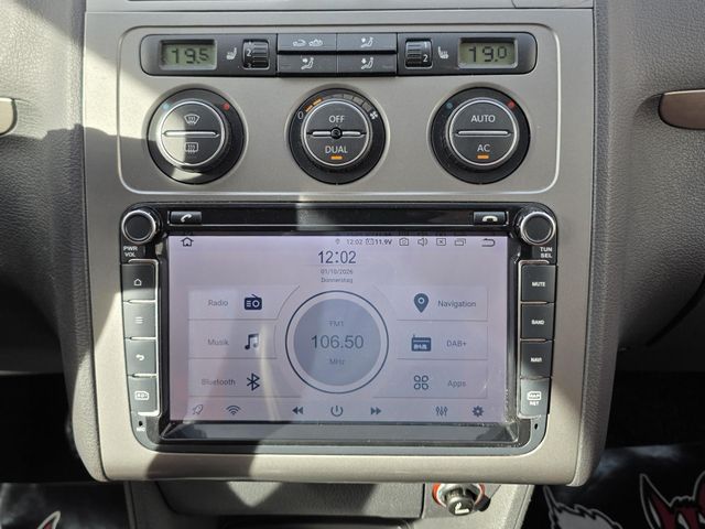 VW Touran — Foto 21