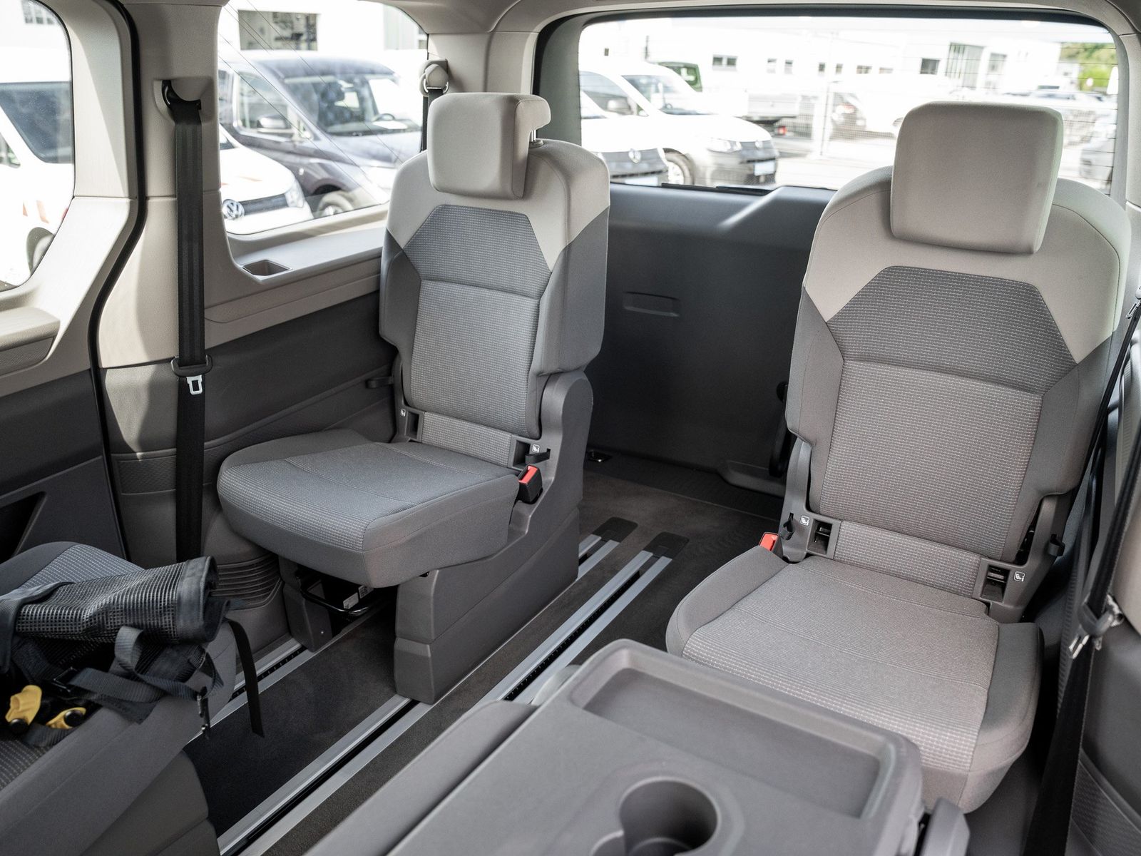 Volkswagen T7 Multivan KÜ 2.0TDI NAVI AHK PLA SHZ 6-SITZE foto 10