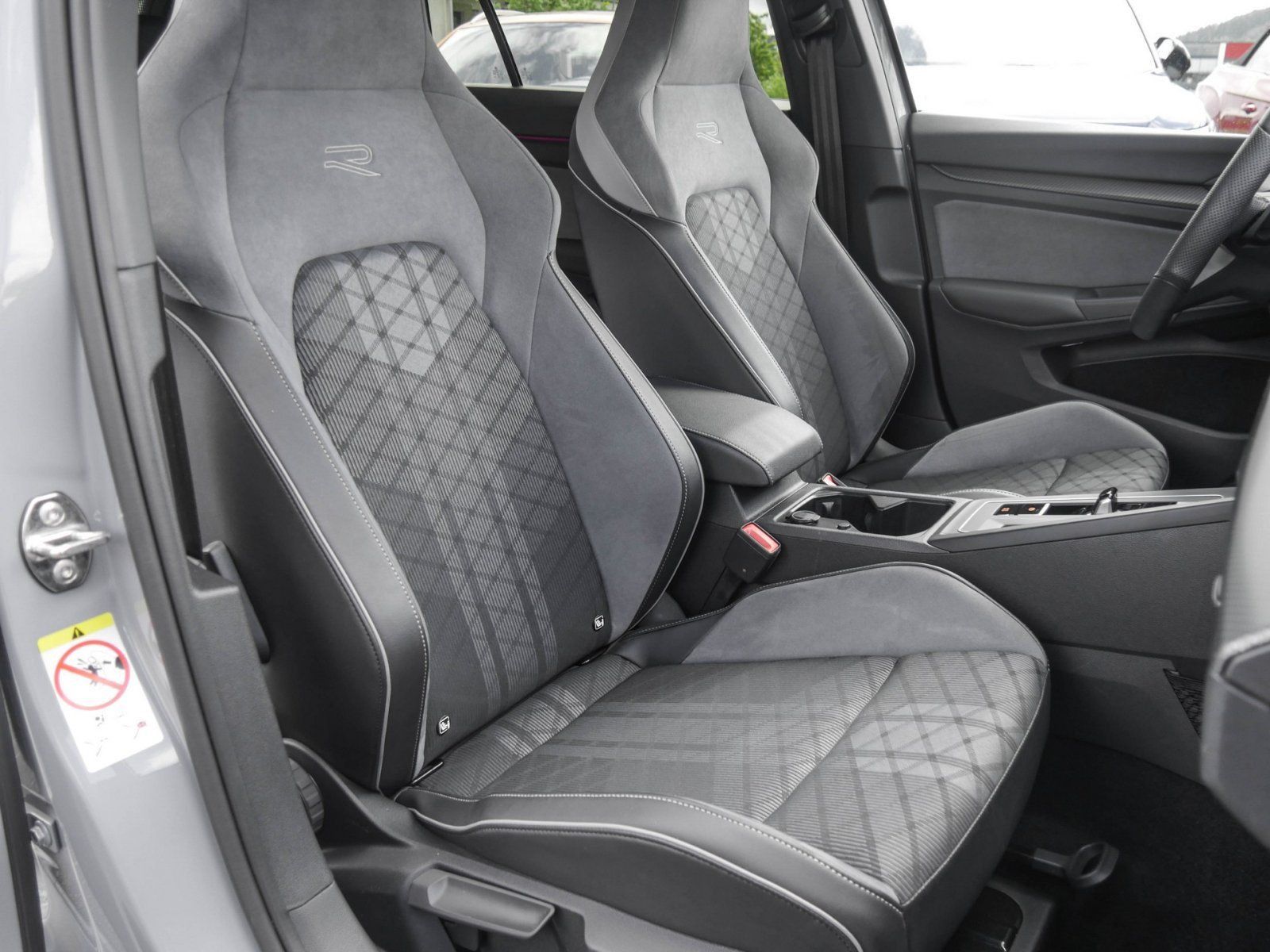 Volkswagen Golf - Bild 7