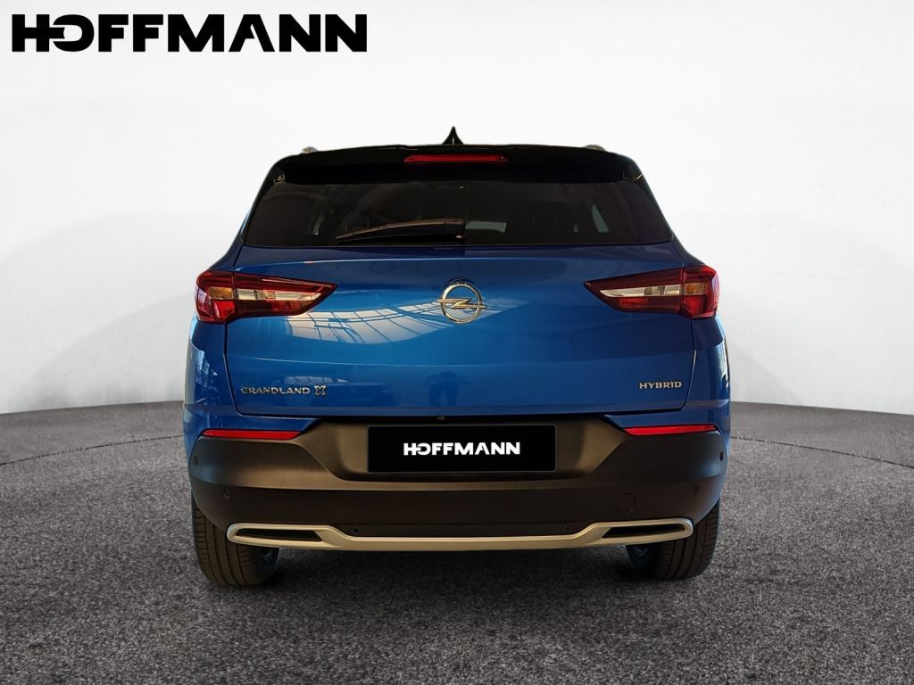 Fahrzeugabbildung Opel Grandland X Plug-in-Hybrid 1.6 DI 224 PS Ultimat