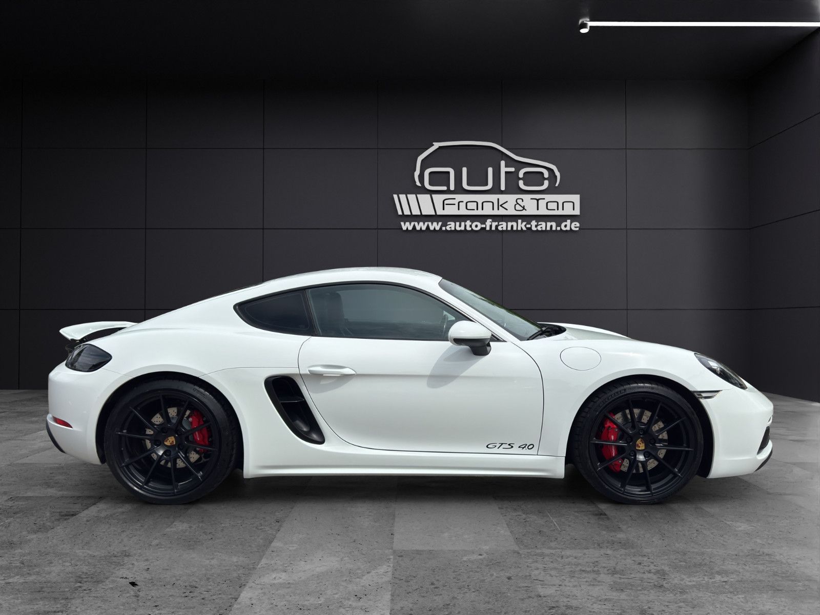 Fahrzeugabbildung Porsche 718 Cayman GTS 4.0/SportAGA/Bose/Carplay/Rkü