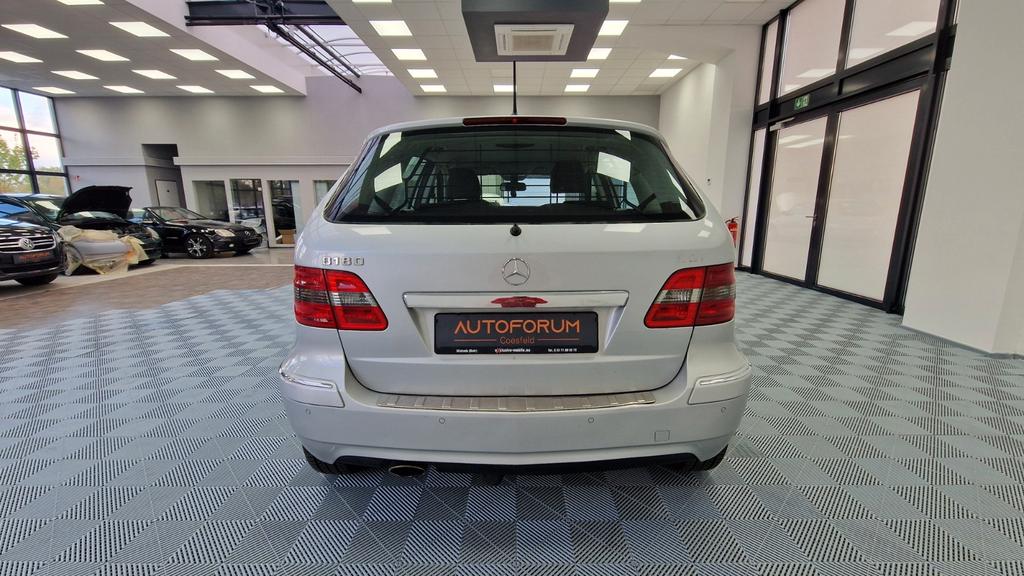Mercedes-Benz B 160