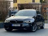 BMW 520d M Paket Glasdach HUD Harman Kardon