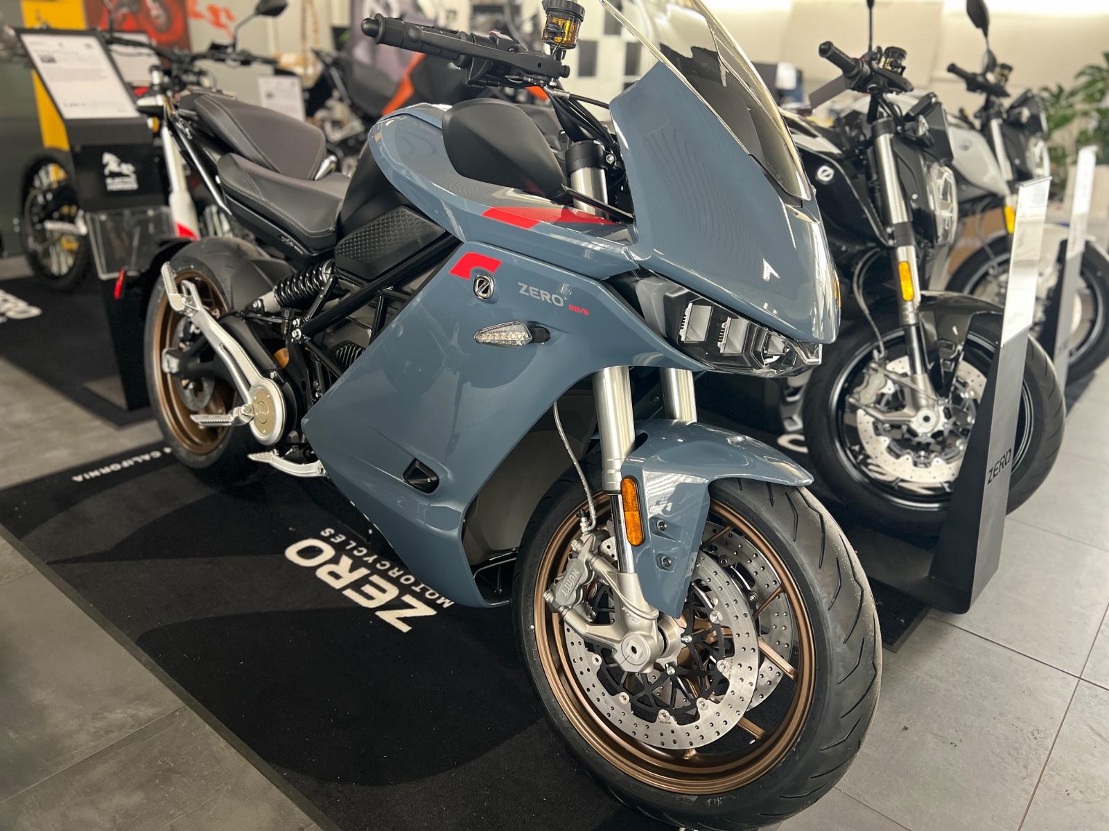 Zero SR/S SRS orbit-sun ZF 17.3 | 2025 AKTIONSPREIS