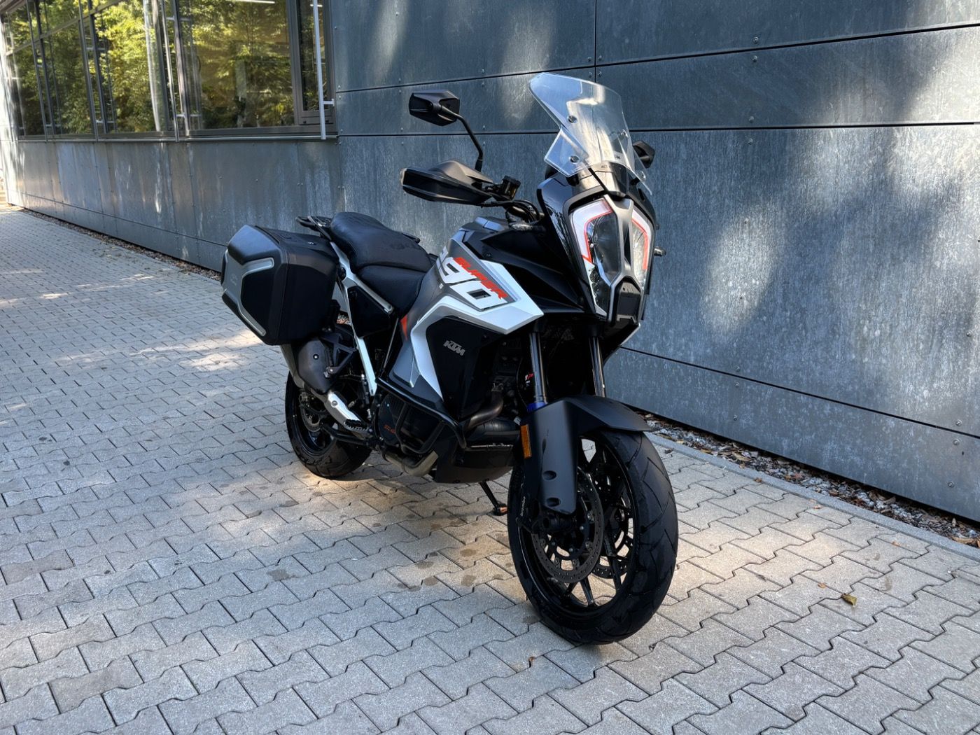 Fahrzeugabbildung KTM 1290 Super Adventure S Techpack Koffer Sturzbüge