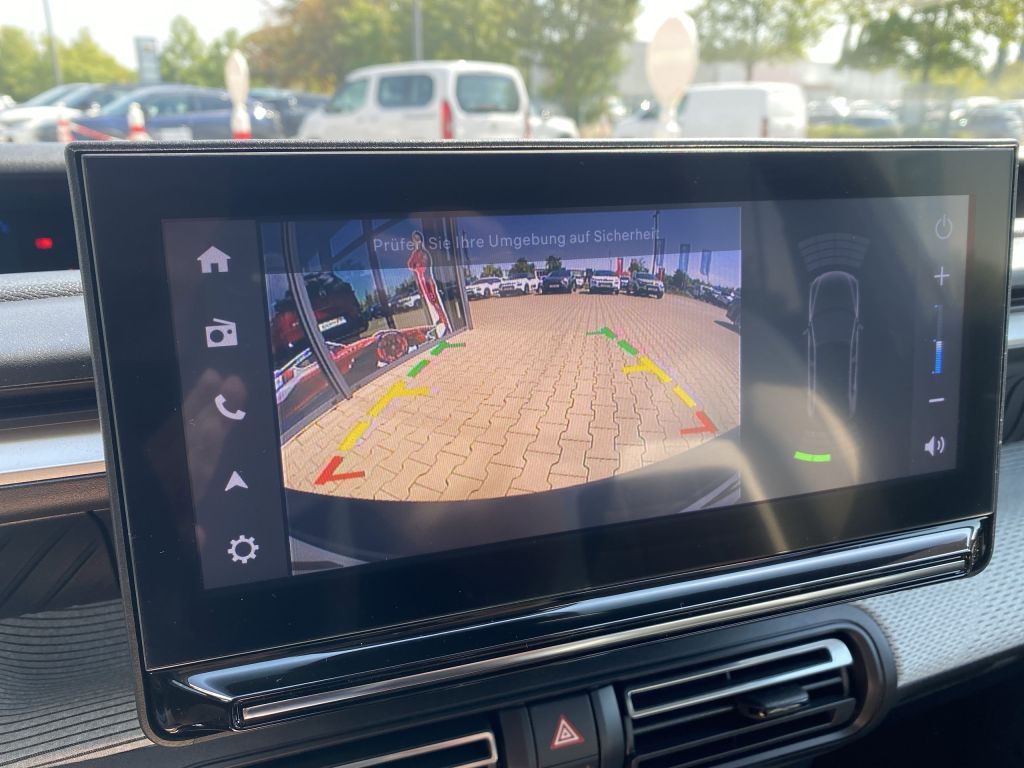 Fahrzeugabbildung Citroën C3 Hybrid 110 Automatik MAX *Winterpak*Navi*Cam*