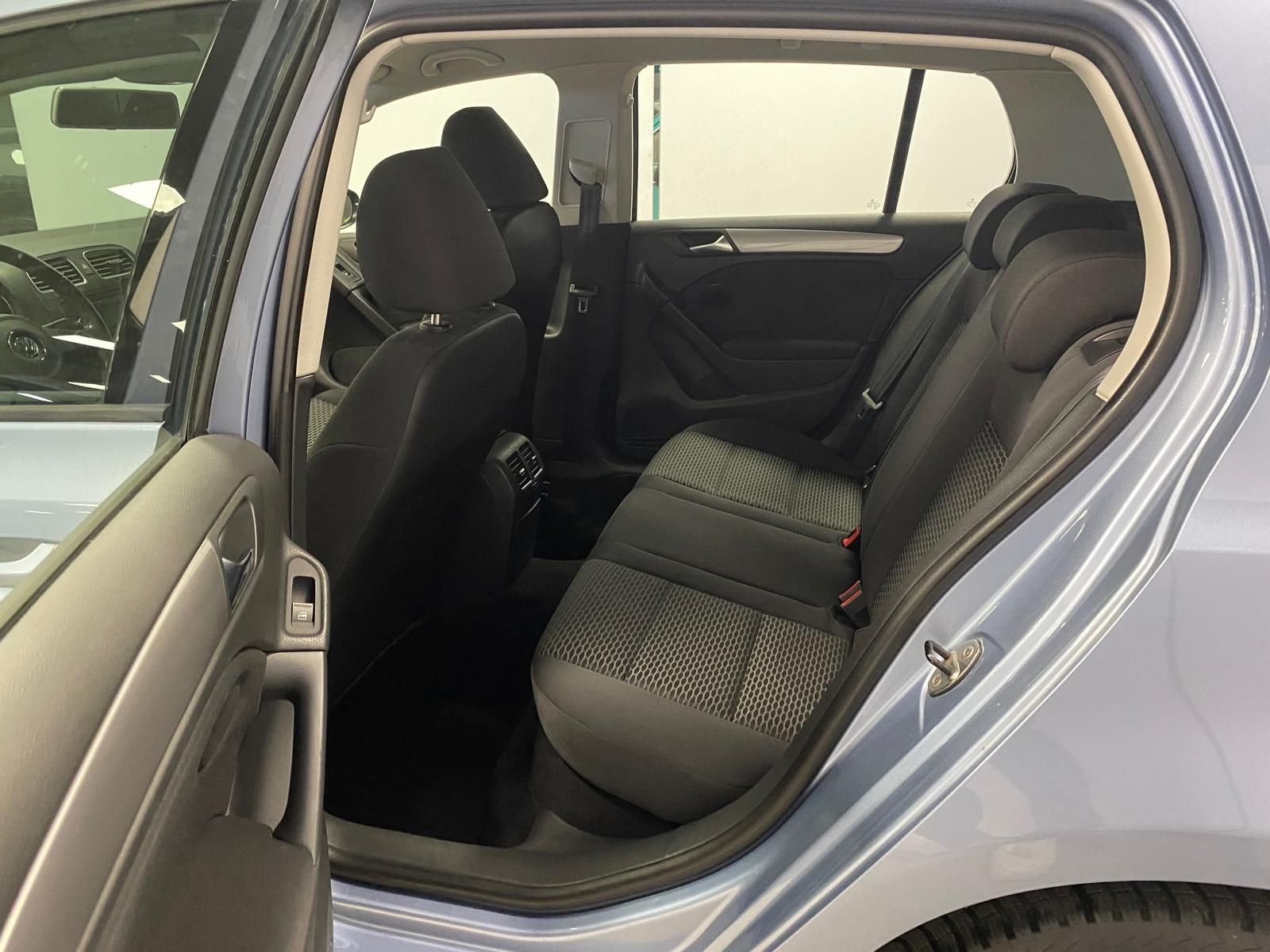 Fahrzeugabbildung Volkswagen Golf 1.4Trendline+KLIMA+ALWETTER+SCHECKHEFT+HU
