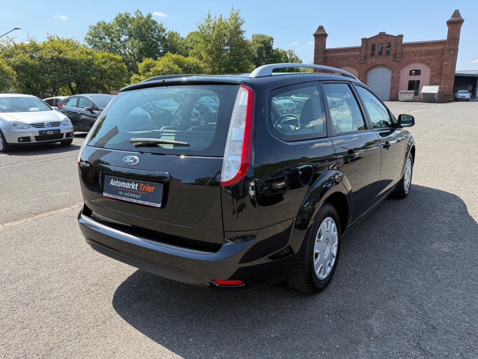 Ford Focus 2010 — photo 5
