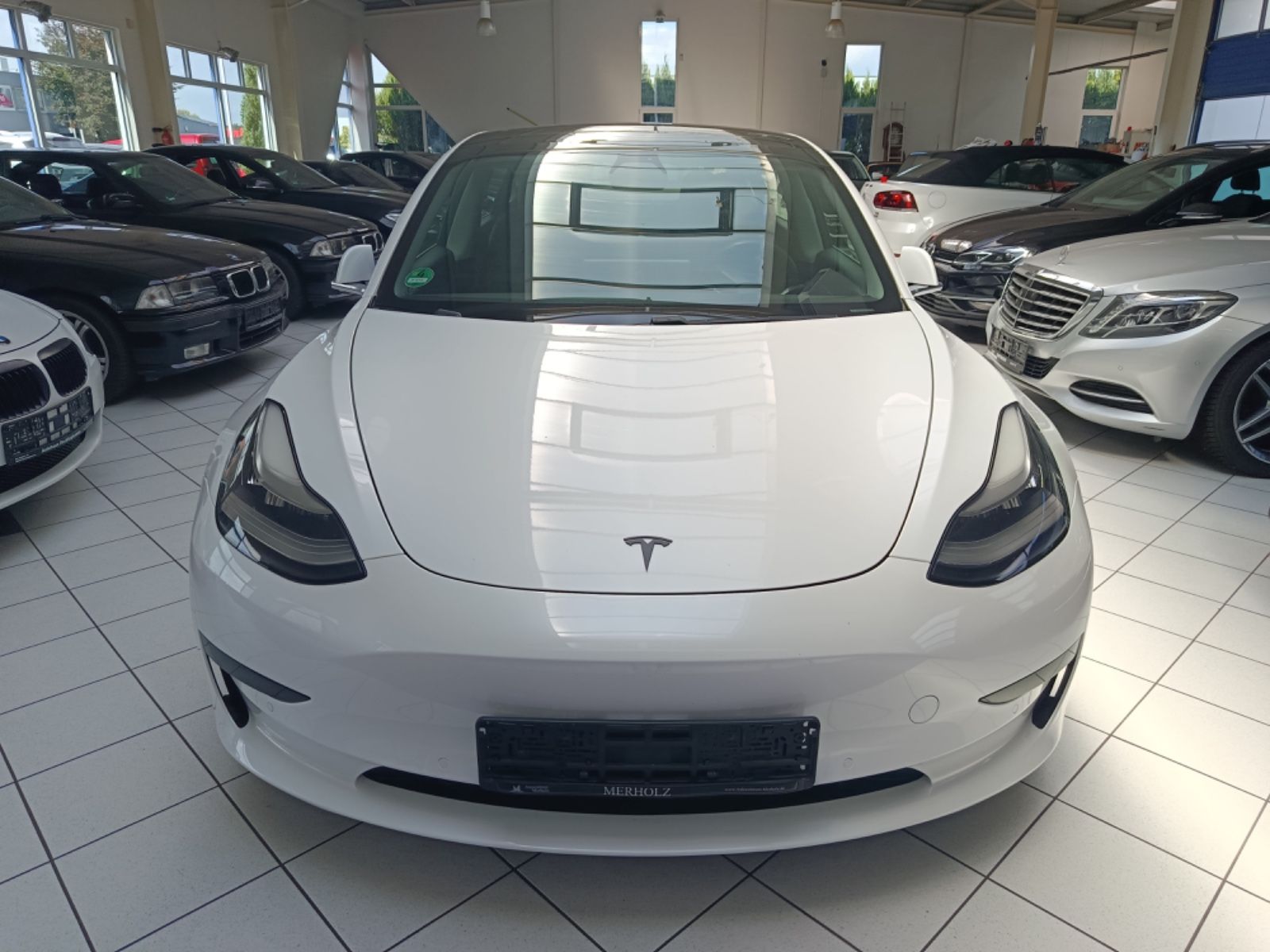 Tesla Model 3 Standard Range Plus RWD*PANORAMA* imagem 2