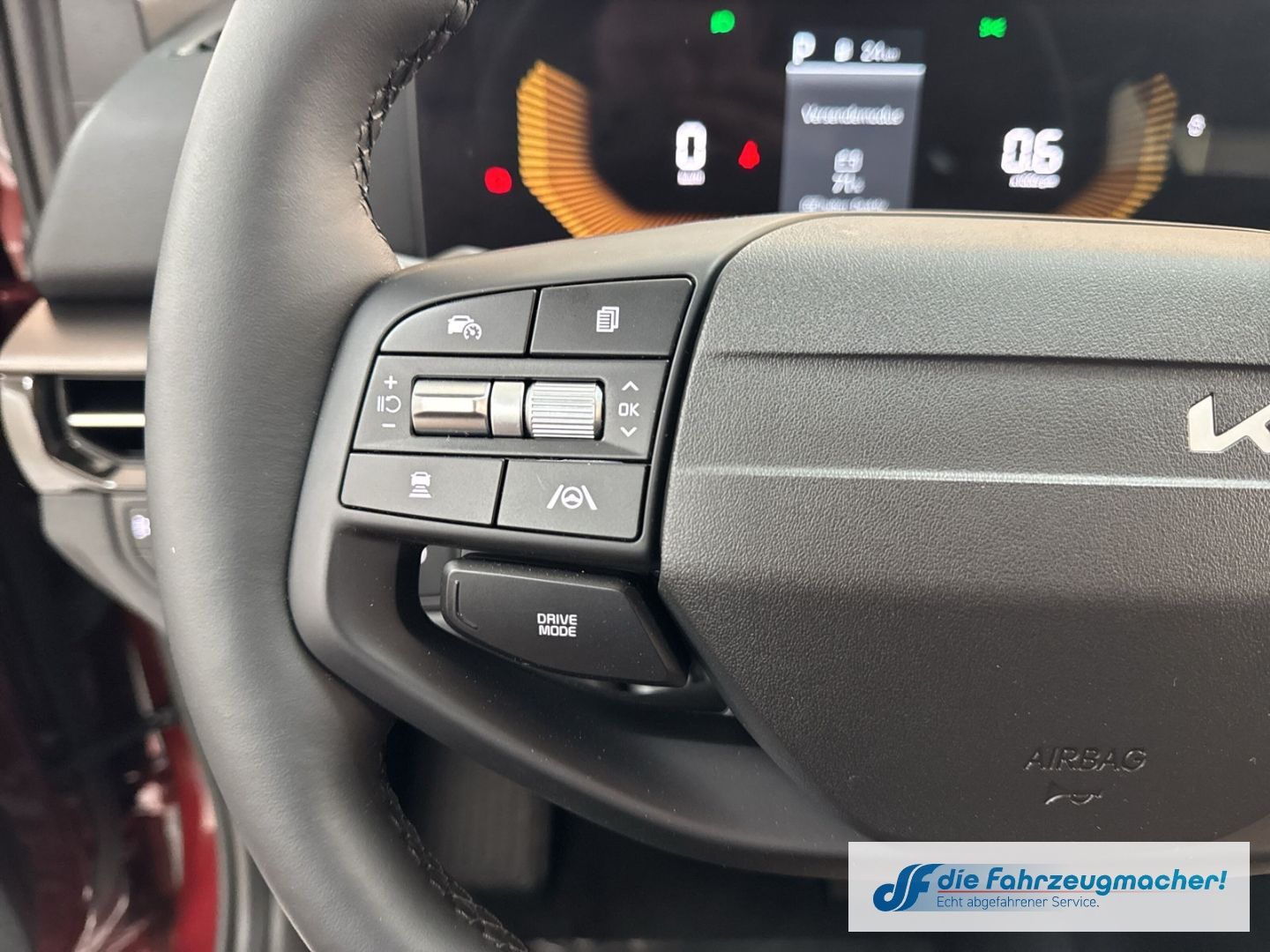 Fahrzeugabbildung Kia Sportage 1.6 T-GDI AWD 7DCT 2-Zonen-Klimaautomat