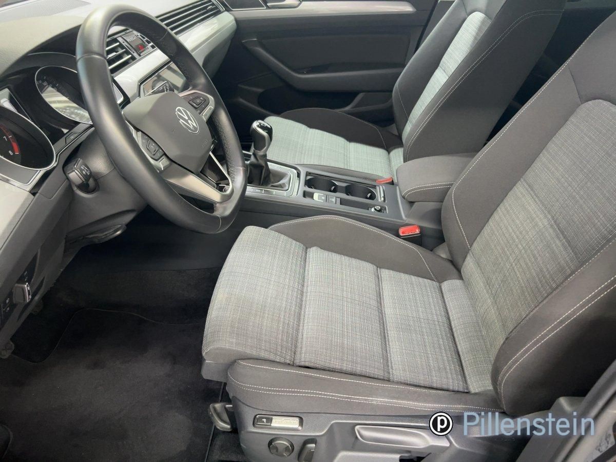 Volkswagen Passat Variant - Bild 7