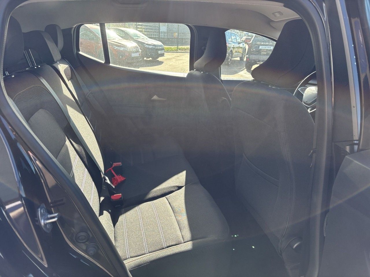 Dacia Sandero - Bild 12