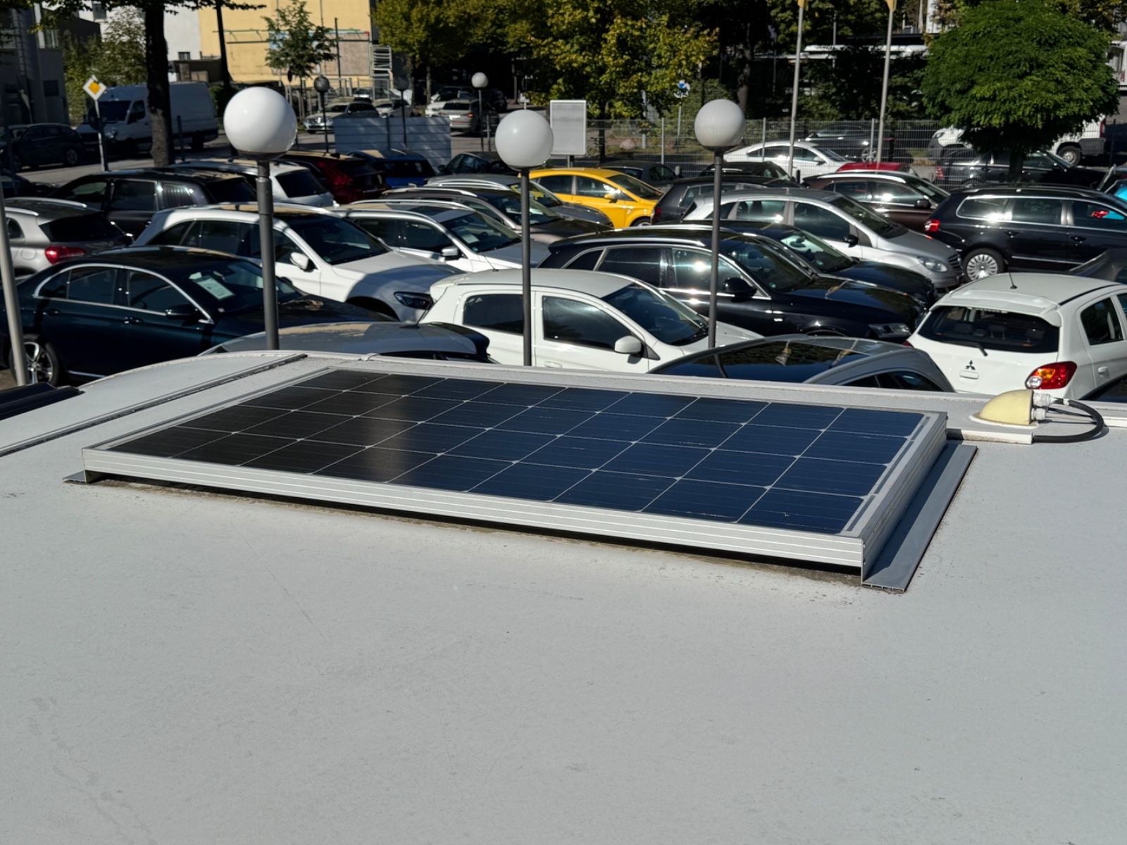 Fahrzeugabbildung Roller Team ZEFIRO 263 TL FIAT QUEENSBETT HUBBETT SOLAR TV