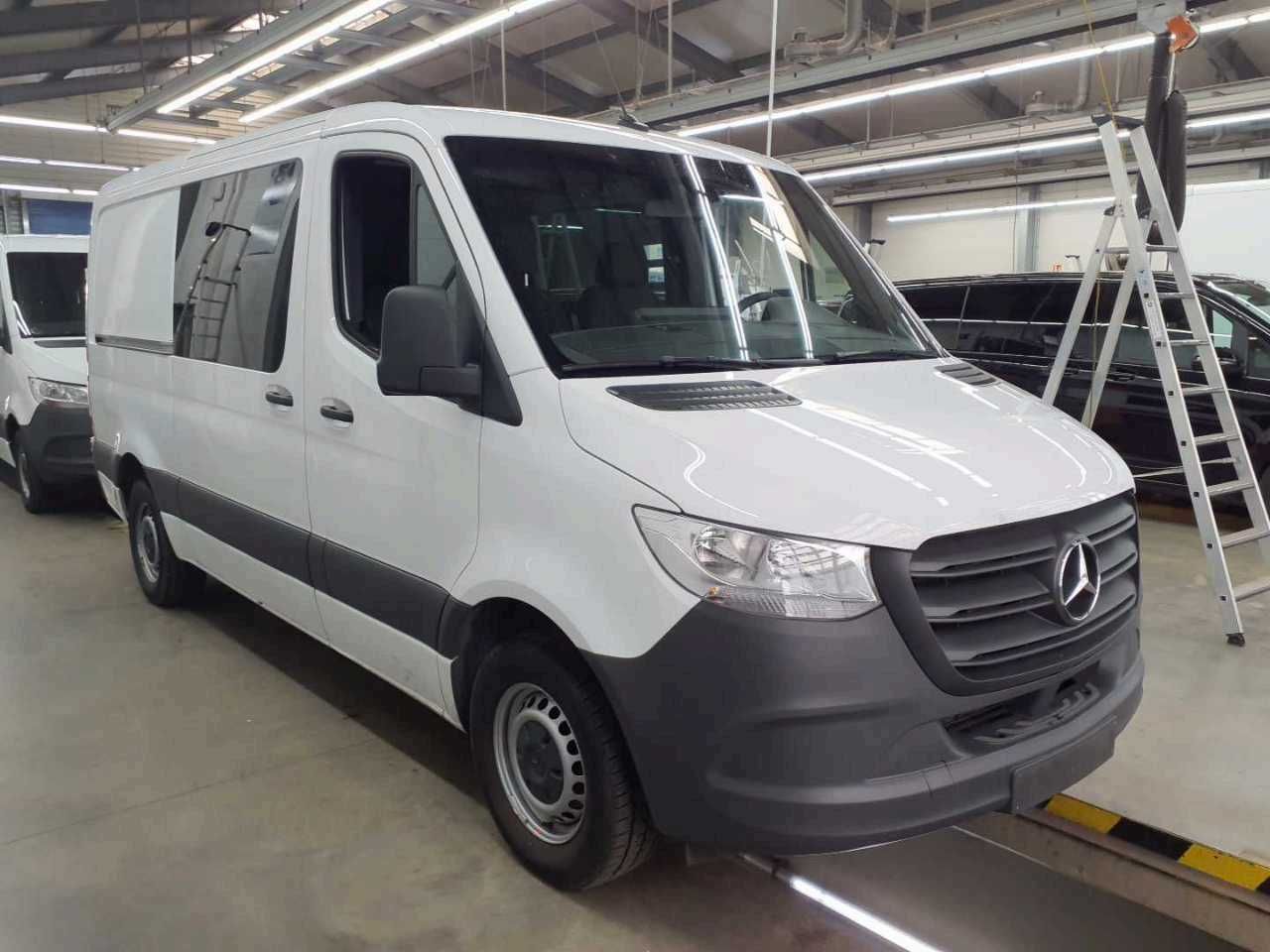 Fahrzeugabbildung Mercedes-Benz Sprinter 315 CDI DoKa/Mixto AHK3,5t Klima Kamera