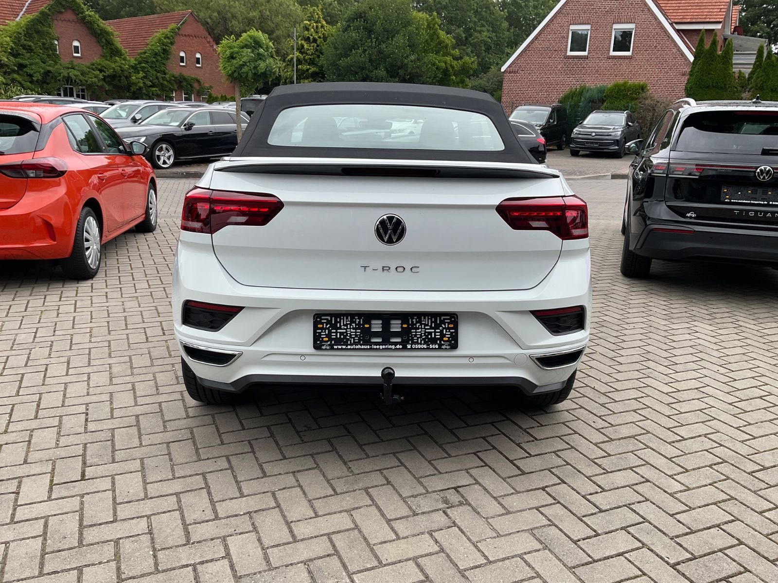 Fahrzeugabbildung Volkswagen T-Roc Cabriolet 1.5 TSI DSG R-Line,AHK,Kamera,AC