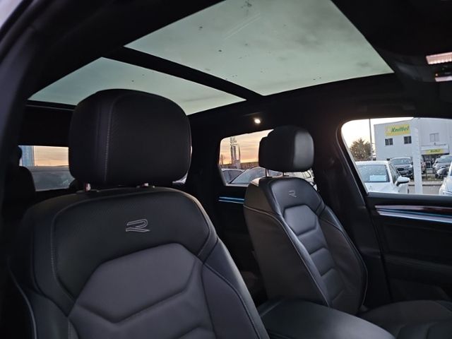 Fahrzeugabbildung Volkswagen Touareg 3.0 V6 TDI 4M R-Line AHK AREA-VIEW NACHT