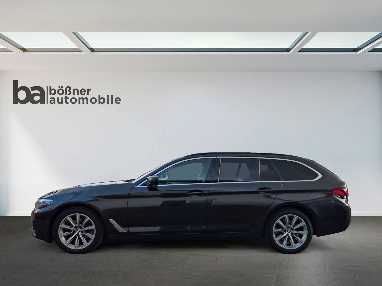 BMW 520d xDrive Touring ACC/LED/Sport-Ledersitze/H+K