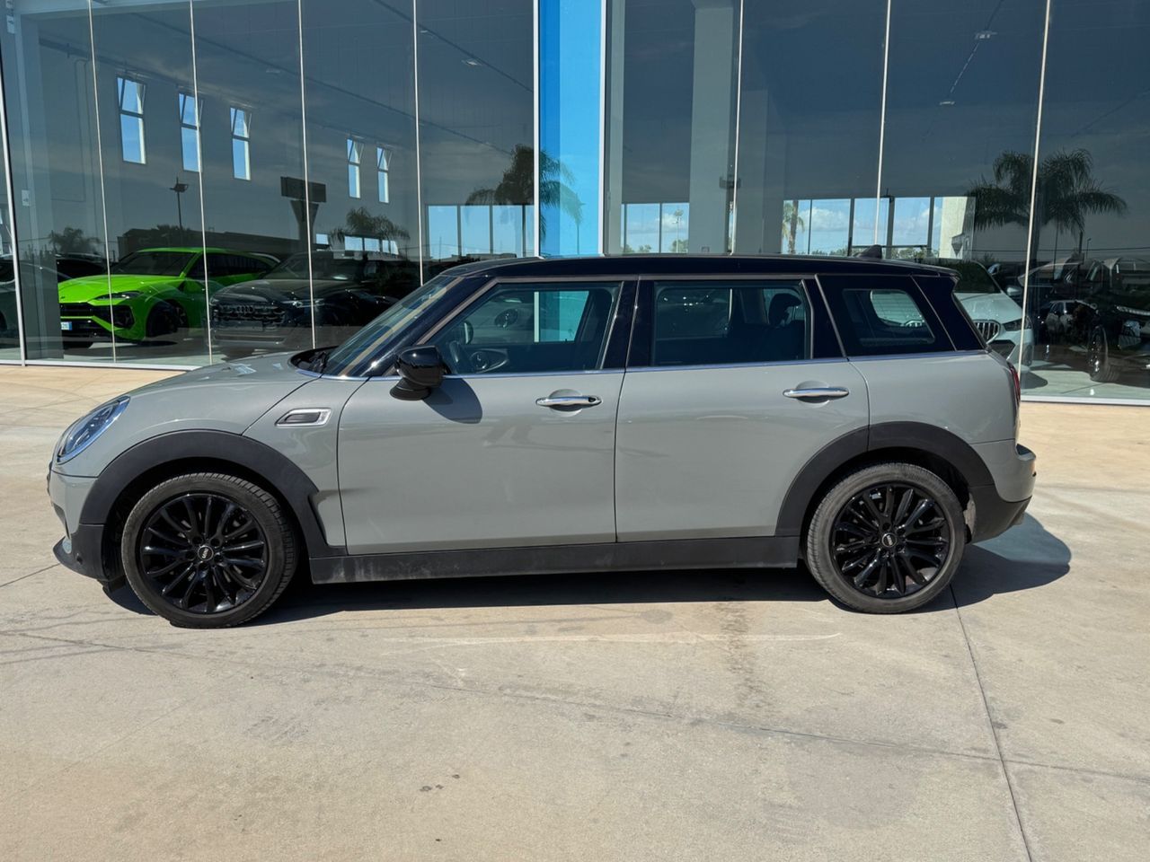 MINI Cooper D Clubman 2.0 150CV Yours - possibil imagem 2
