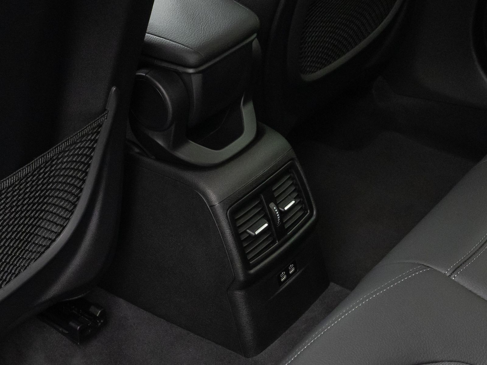 Fahrzeugabbildung BMW X1 xD25e M Sport Kamera HUD Stop&Go AHK Komfort