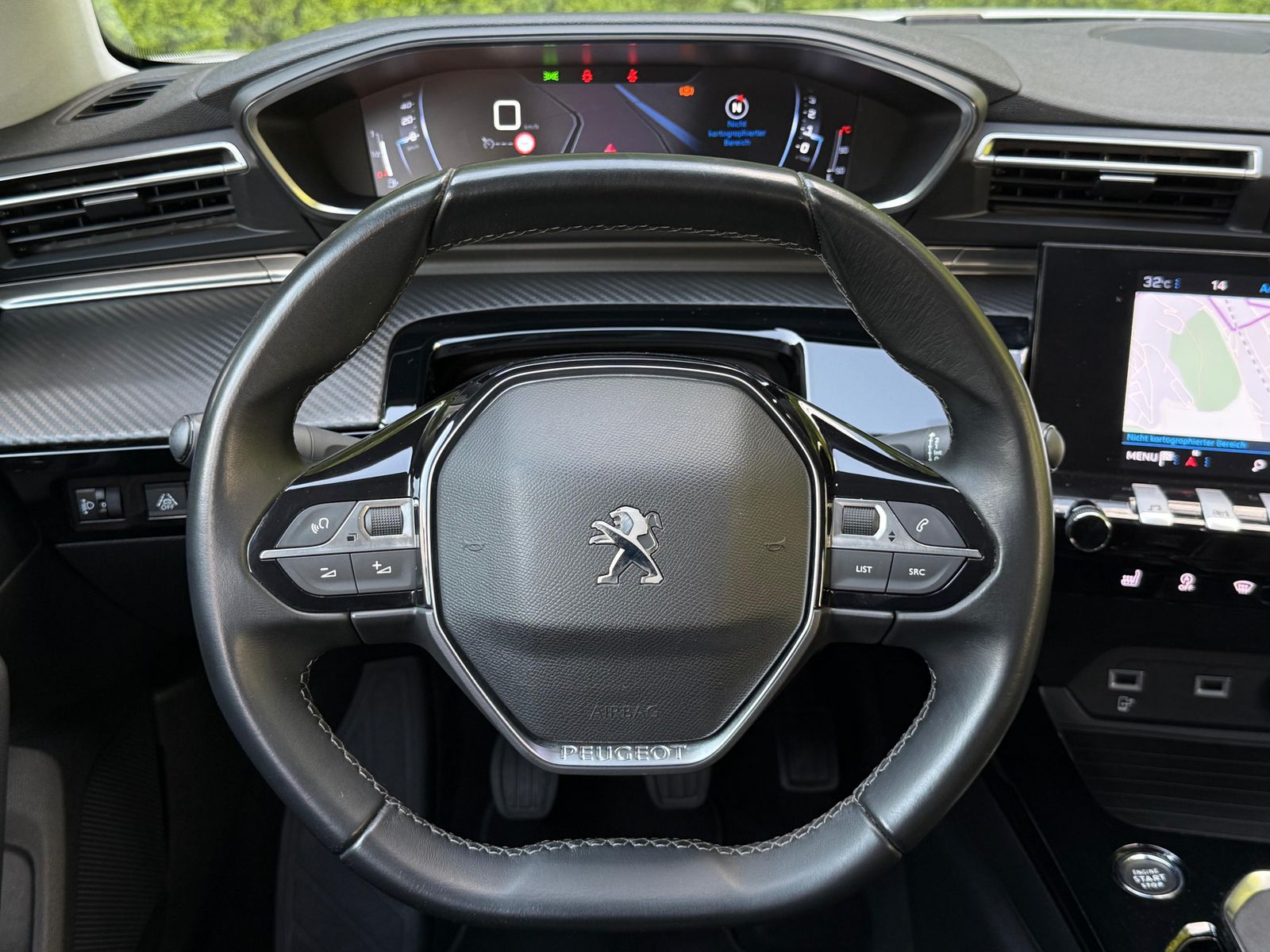 Fahrzeugabbildung Peugeot 508 1.5 Blue-HDI Active NAV+SHZ+KAM180°+TEMP+MFL