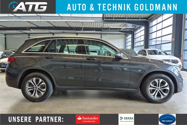 MERCEDES-BENZ GLC 200 4MATIC LEDER NAVI LED SITZHZ PANO CAMERA