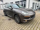 Porsche Cayenne S Diesel 2013 UnfallFreii Scheckgeflegt - Porsche: Beige