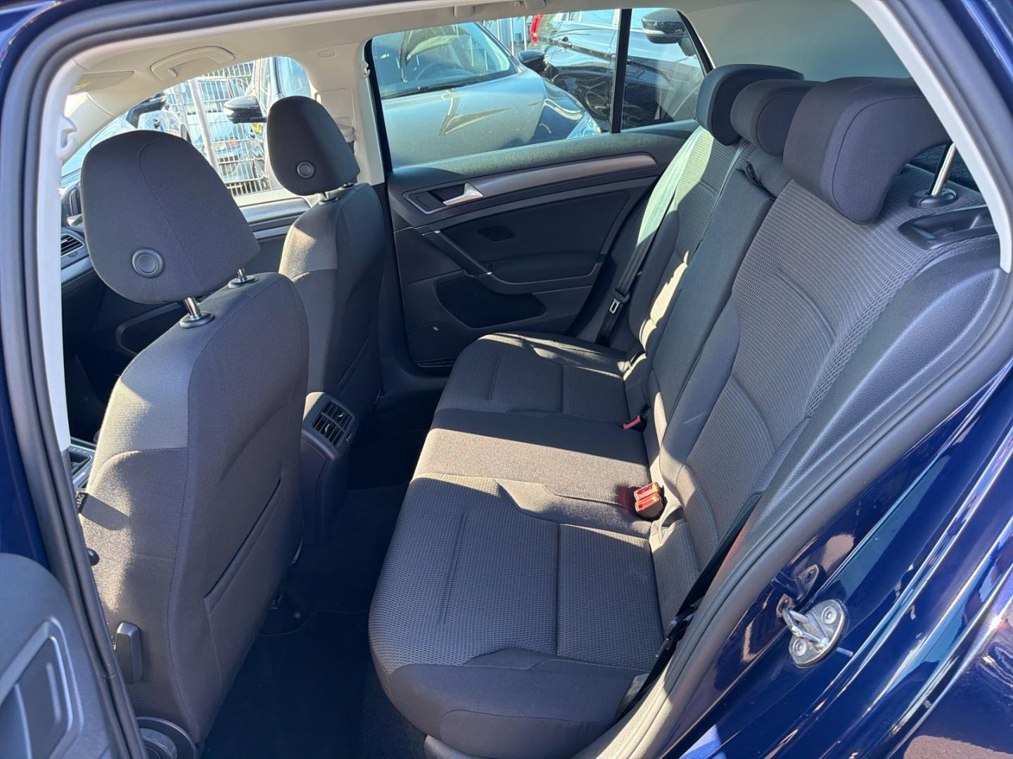 Volkswagen Golf VII Lim. Comfortline 1.4 TSI Kamera Start-S
