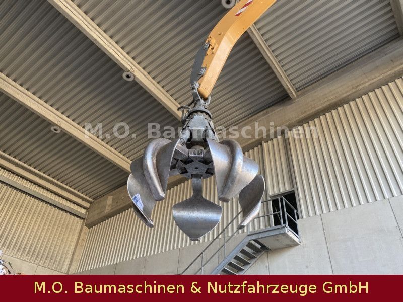 Fahrzeugabbildung Liebherr LH 30 M Litronic IV / AC / Polypgreifer /