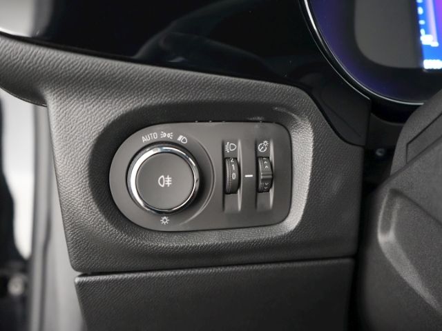 Corsa F FACELIFT GS+LED LICHT+NAVI+RÜCKFAHRKAMER