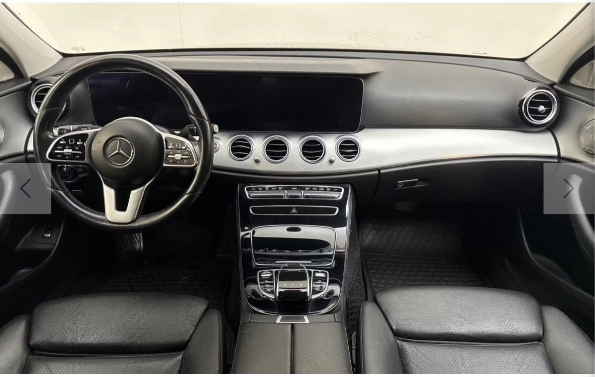 MERCEDES-BENZ E 220 d 4MATIC T Autom. -
