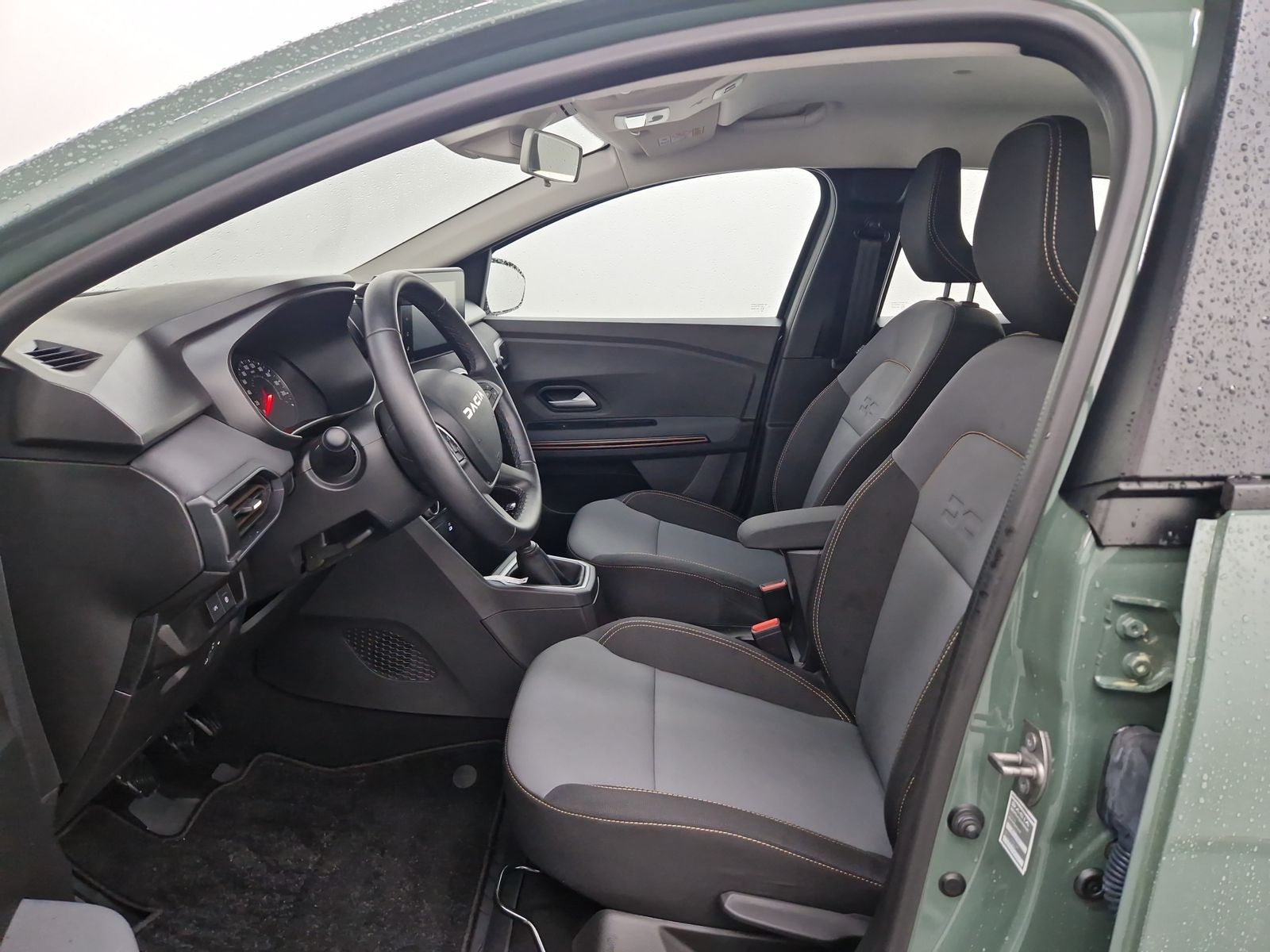 DACIA Sandero Stepway ECO-G 100 Extreme+ Navi – Bild 8