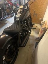 Harley-Davidson FAT Bob - HARLEY-DAVIDSON FAT BOB