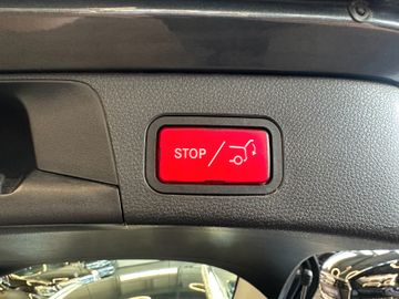 Mercedes-Benz C 180 T-Modell*Klima*SHZ*Navi*LED*AHK*Freisprech