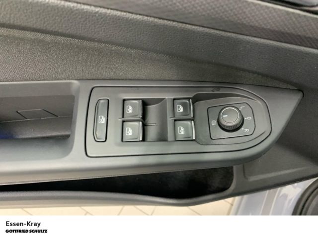 Volkswagen Golf - Bild 10