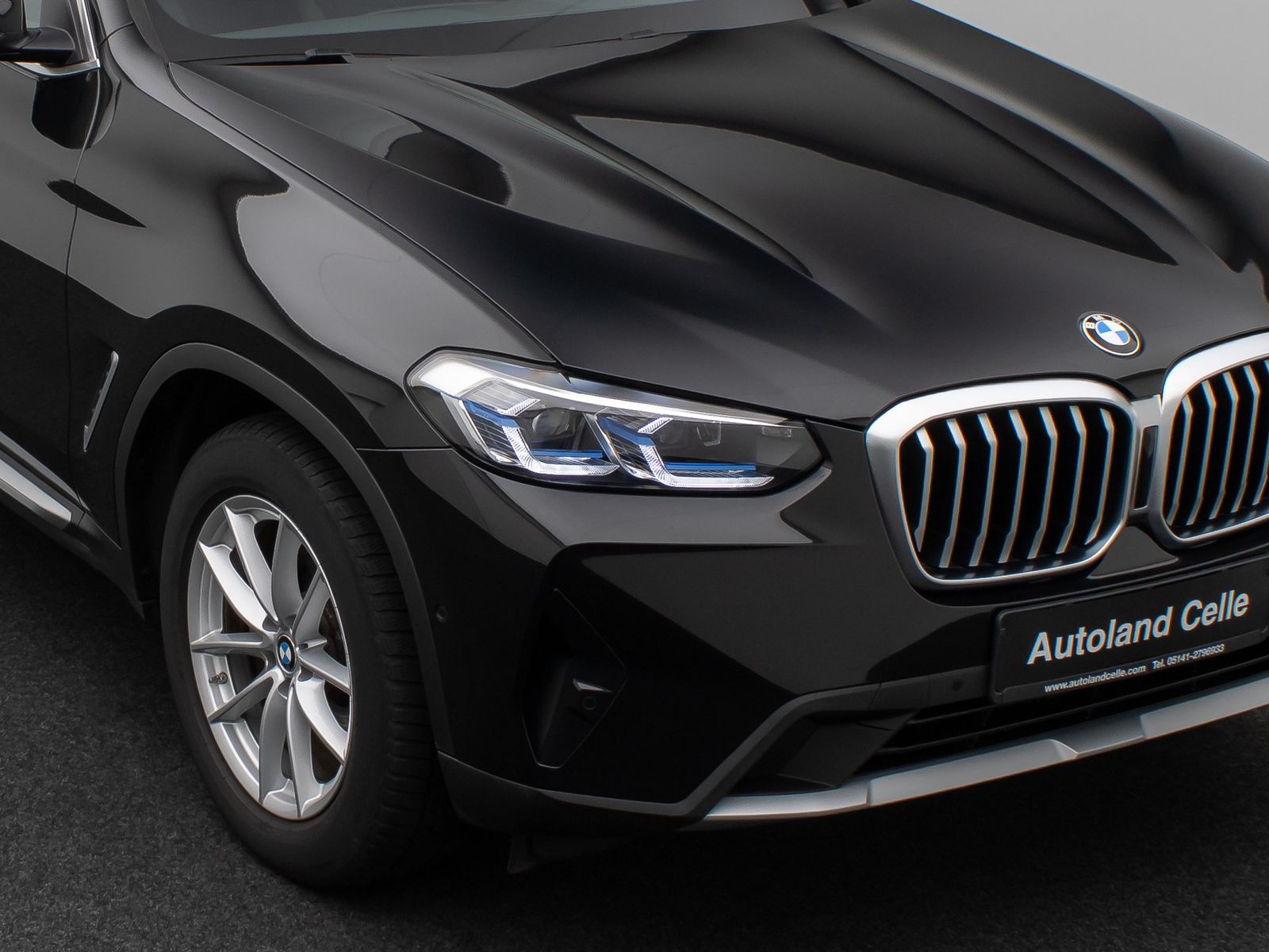 Fahrzeugabbildung BMW X3 xD20i Laser Kamera HiFi Komfort Alarm Sport