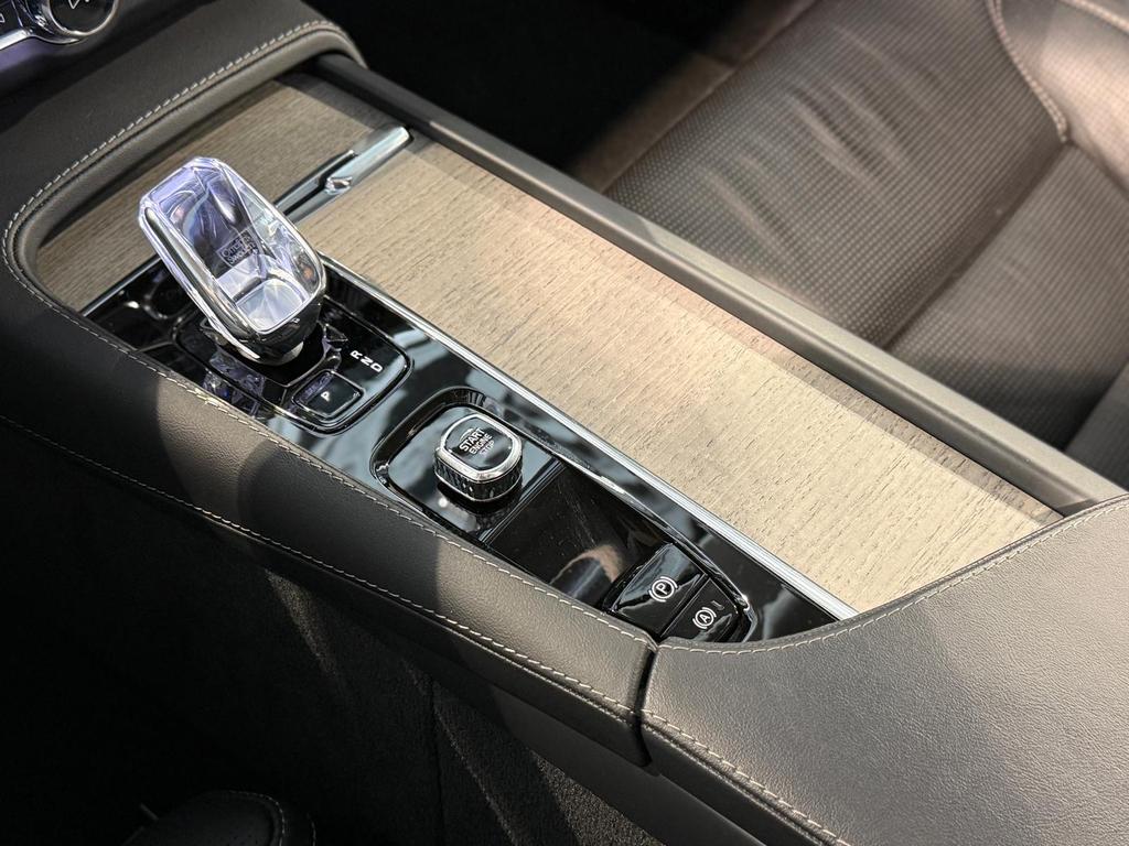 Volvo V90 Cross Country