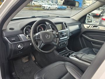 Mercedes ML 350 - 11
