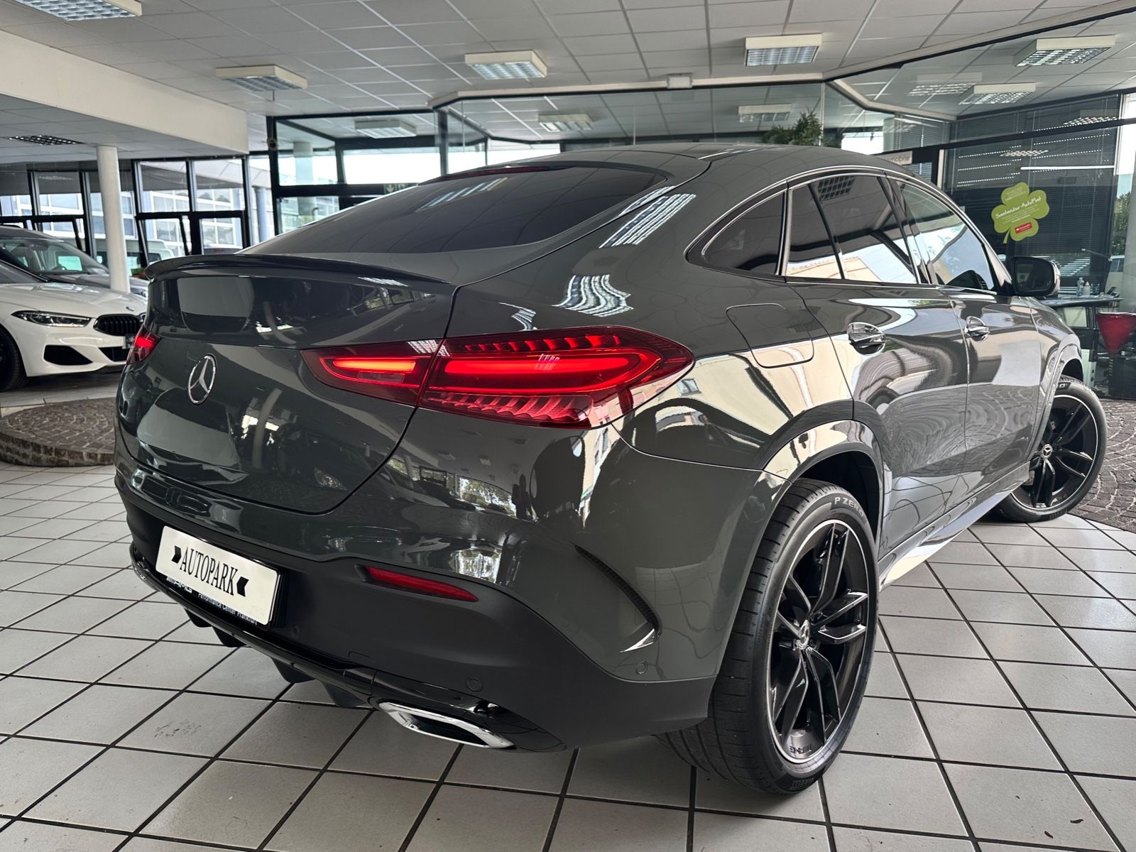 Mercedes-Benz GLE 450 d 4MATIC Coupe AMG line Premium foto 4