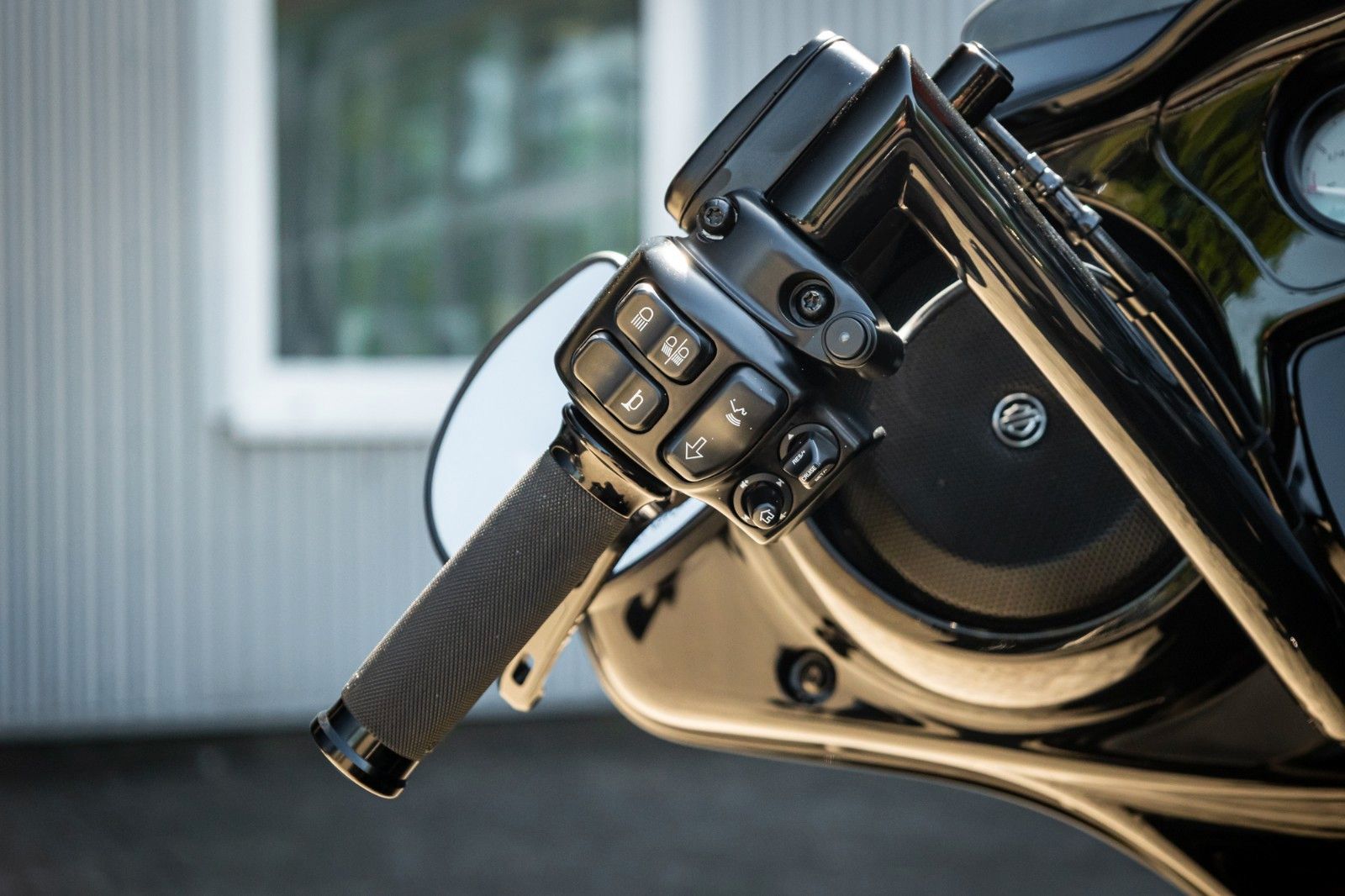 Fahrzeugabbildung Harley-Davidson FLHXS Street Glide - Jekill&Hyde -Wilbers