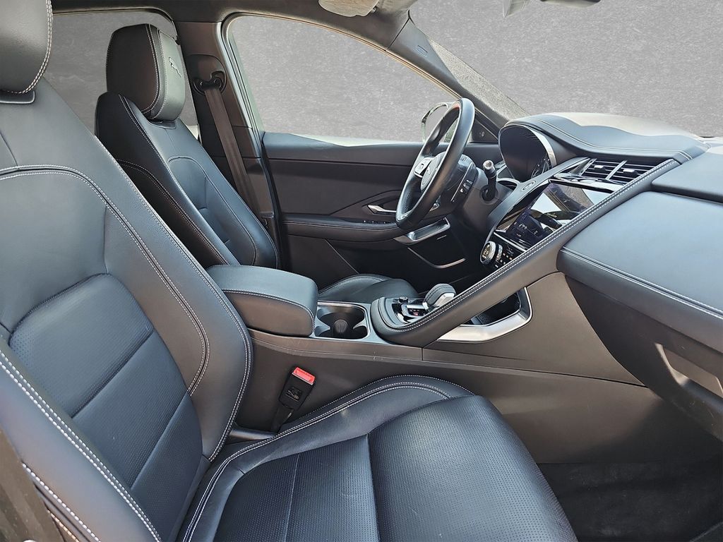 Jaguar E-Pace D200 AWD R-Dynamic SE